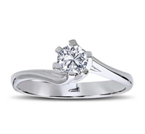 solitaire ring